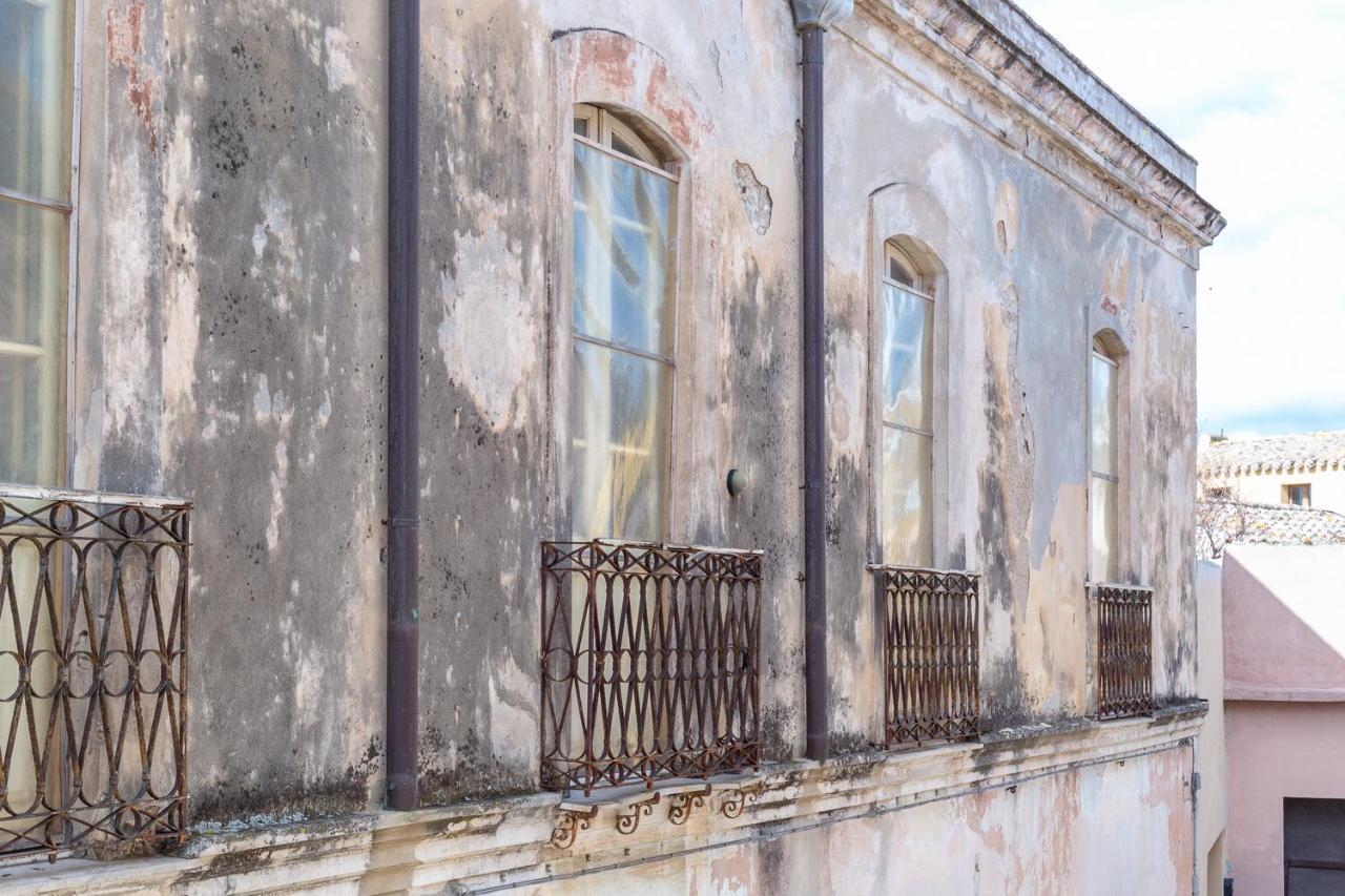 Ladiri - Antica Dimora In Terra Cruda Villa Sinnai Bagian luar foto
